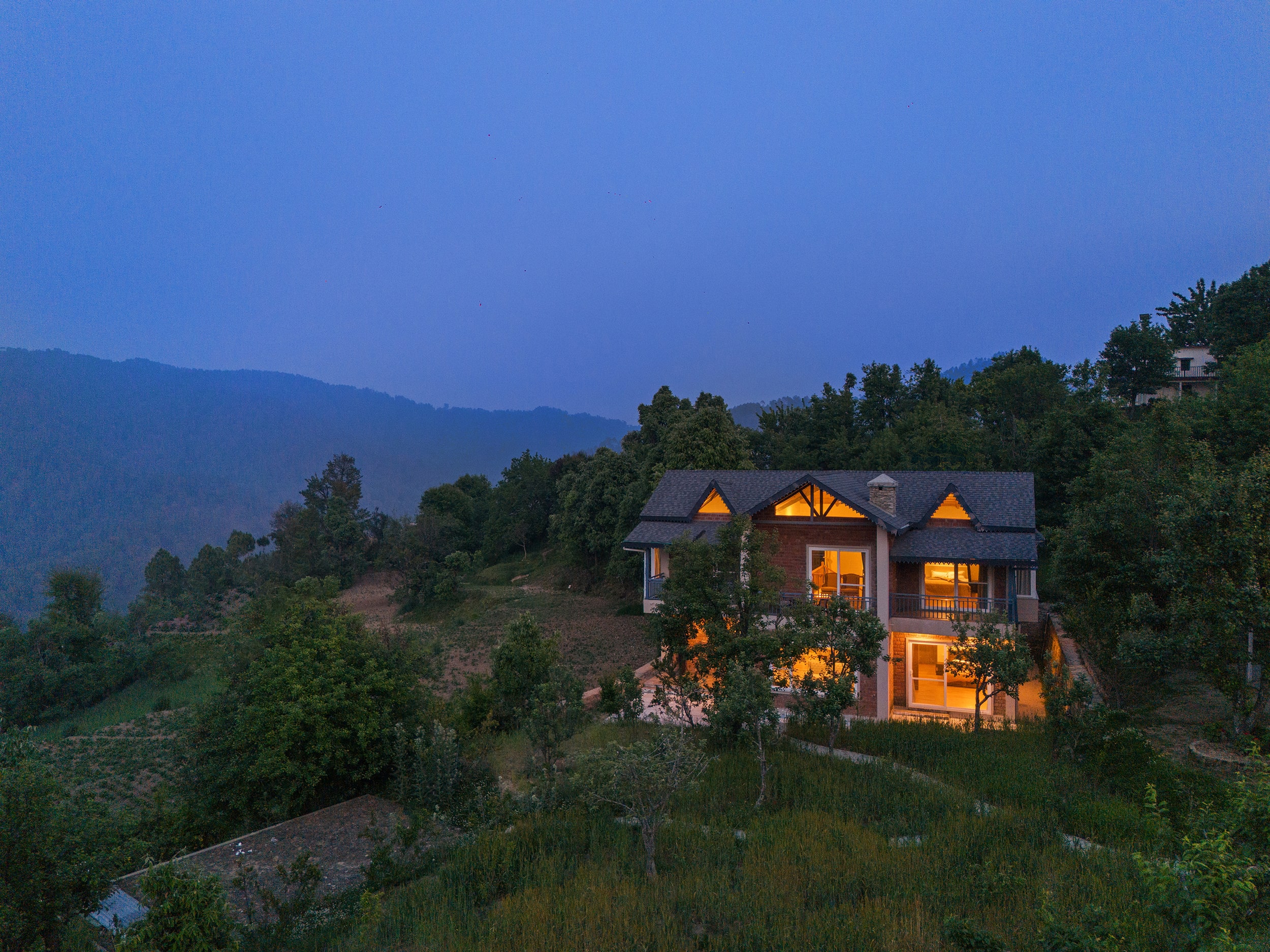 Akama Homes